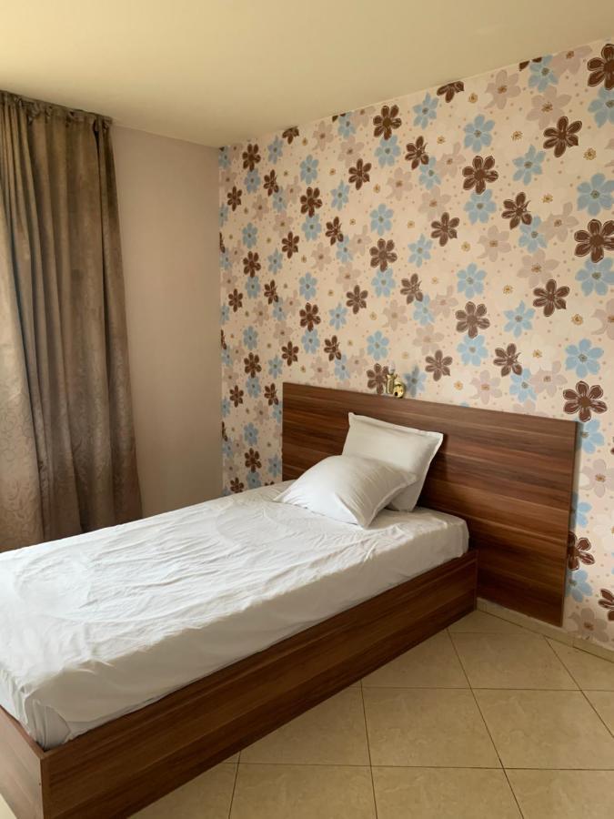 Семеен Хотел Брилянс - Family Hotel Brilliance Βάρνα Εξωτερικό φωτογραφία