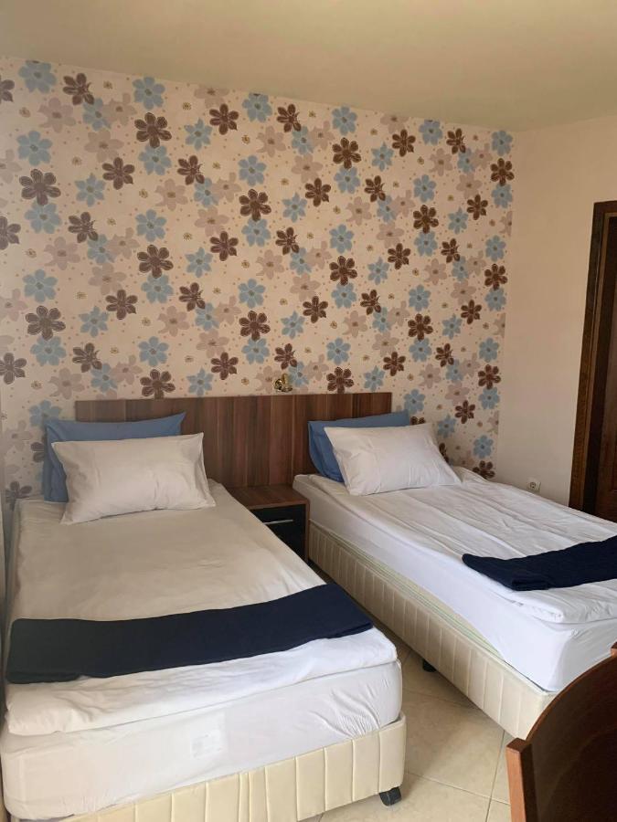 Семеен Хотел Брилянс - Family Hotel Brilliance Βάρνα Εξωτερικό φωτογραφία